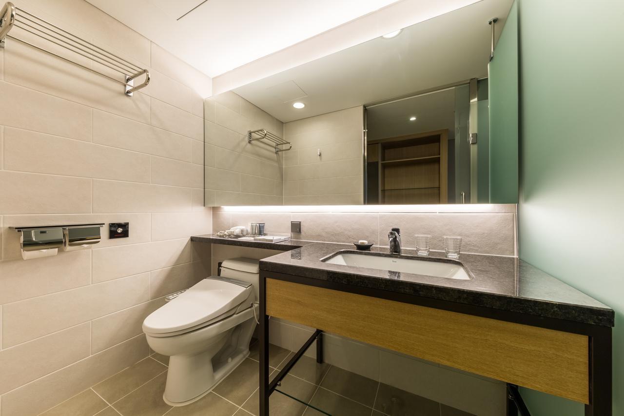 Deluxe Family Twin Room